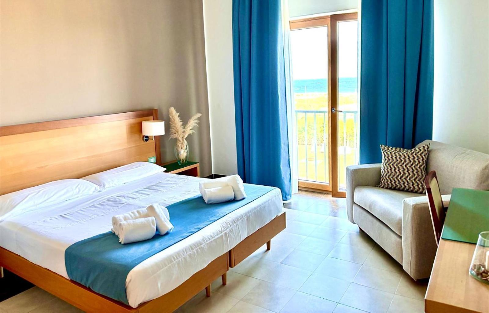 Hotel Scoglio Degli Achei Torre Santa Sabina Εξωτερικό φωτογραφία
